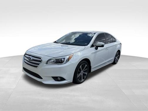 Crystal White Pearl 2015 Subaru Legacy 2.5i Limited