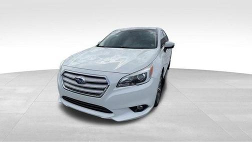 Crystal White Pearl 2015 Subaru Legacy 2.5i Limited