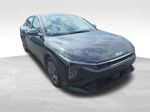 Gray 2025 Kia K4 LX