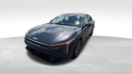 Gray 2025 Kia K4 LX