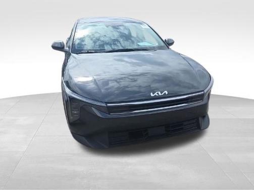Gray 2025 Kia K4 LX