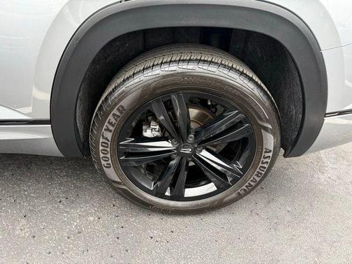 2023 Volkswagen Atlas 3.6 V6 SEL R-Line Black