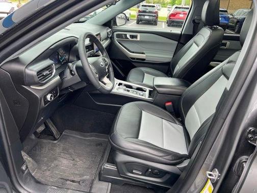 Gray Metallic 2023 Ford Explorer XLT