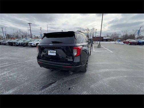 2023 Ford Explorer ST-Line