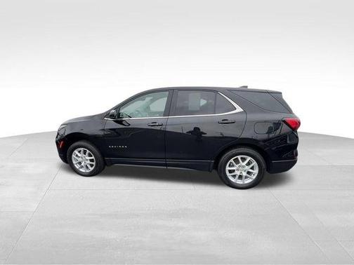 Mosaic Black Metallic 2023 Chevrolet Equinox 1LT