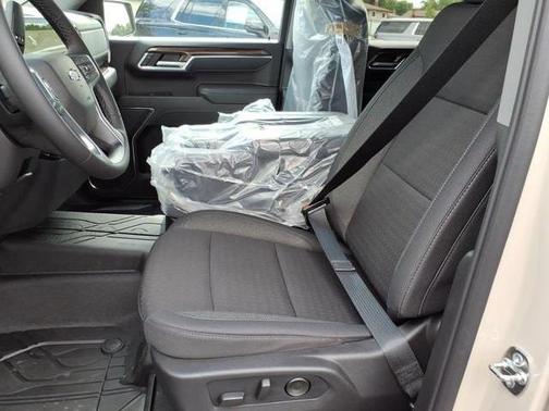 White Sand 2026 Chevrolet Silverado 1500 RST