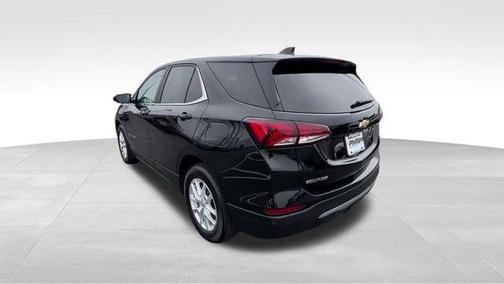 Mosaic Black Metallic 2024 Chevrolet Equinox LT