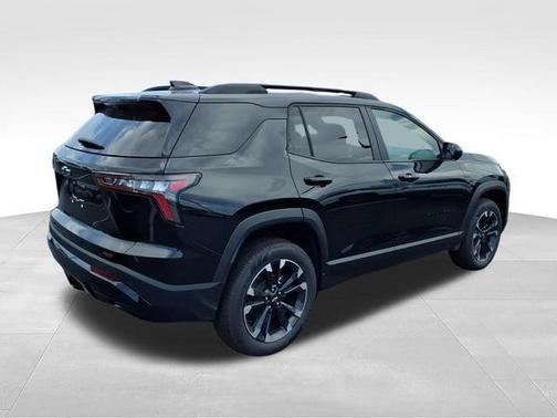 Mosaic Black Metallic 2026 Chevrolet Equinox RS