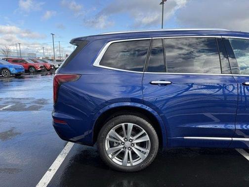 2024 Cadillac XT6 Premium Luxury AWD