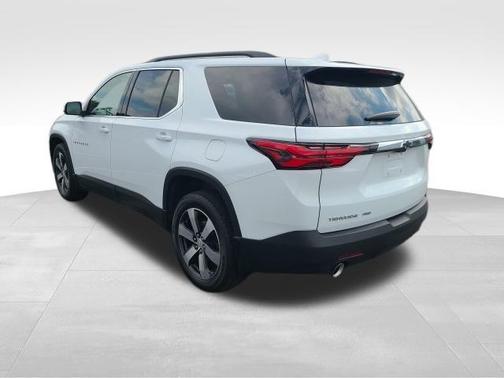 Summit White 2022 Chevrolet Traverse LT Leather