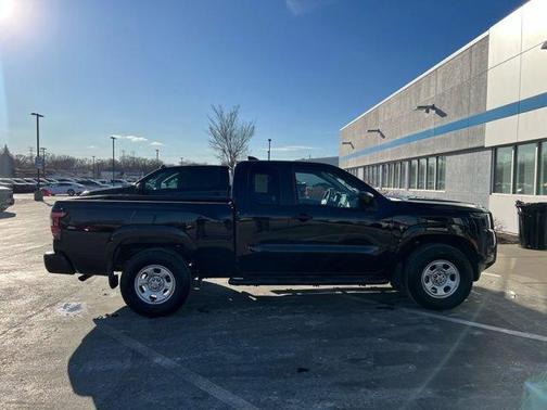 2025 Nissan Frontier S
