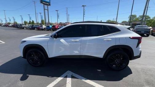 Summit White 2024 Chevrolet Trax ACTIV