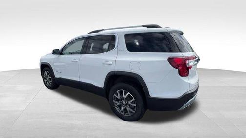 Summit White 2023 GMC Acadia SLE