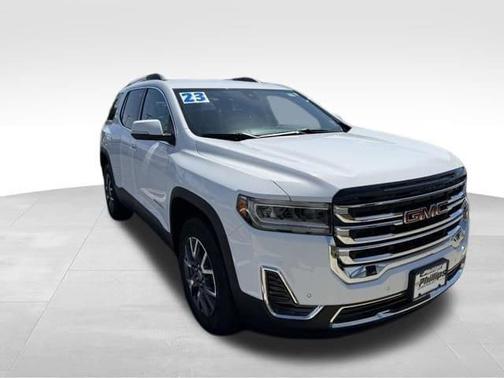 Summit White 2023 GMC Acadia SLE