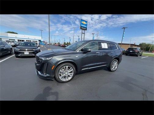 2023 Cadillac XT6 Premium Luxury AWD