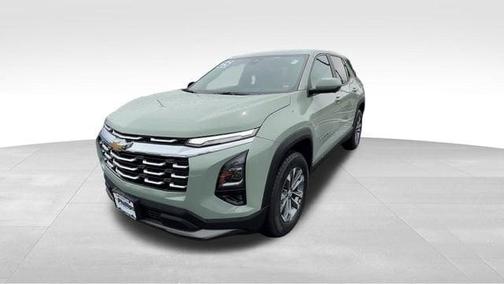 Green 2025 Chevrolet Equinox LT