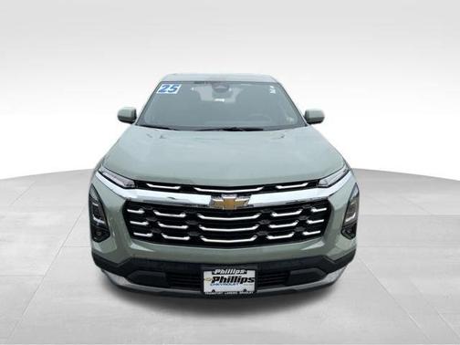 Green 2025 Chevrolet Equinox LT