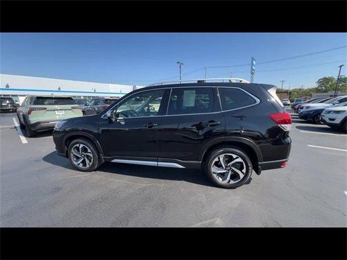 2022 Subaru Forester Touring