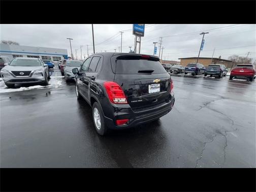 2022 Chevrolet Trax LS