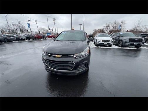 2022 Chevrolet Trax LS