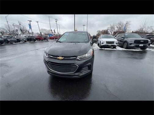 2022 Chevrolet Trax LS