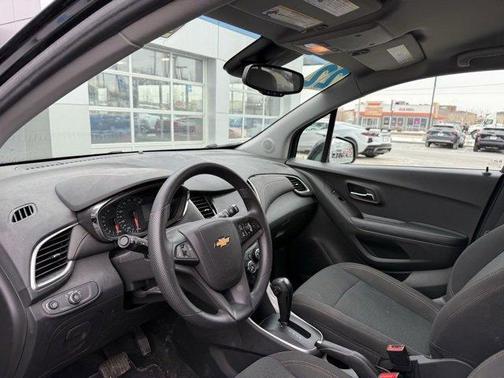 2022 Chevrolet Trax LS