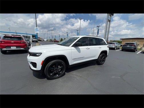 2023 Jeep Grand Cherokee Altitude