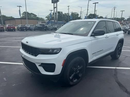 2023 Jeep Grand Cherokee Altitude