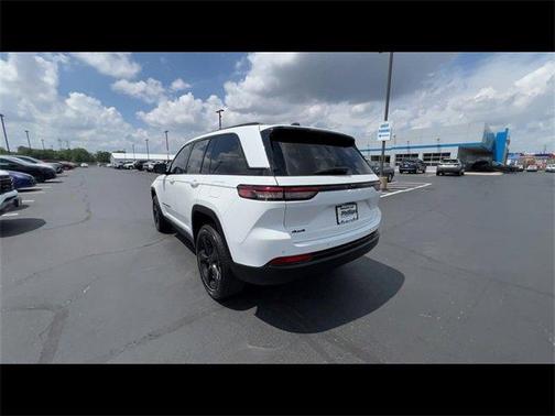 2023 Jeep Grand Cherokee Altitude