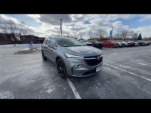 2023 Buick Enclave Essence