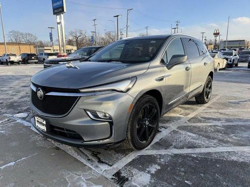 2023 Buick Enclave Essence