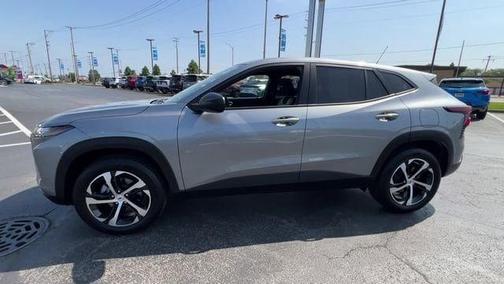 Sterling Gray Metallic 2025 Chevrolet Trax 1RS