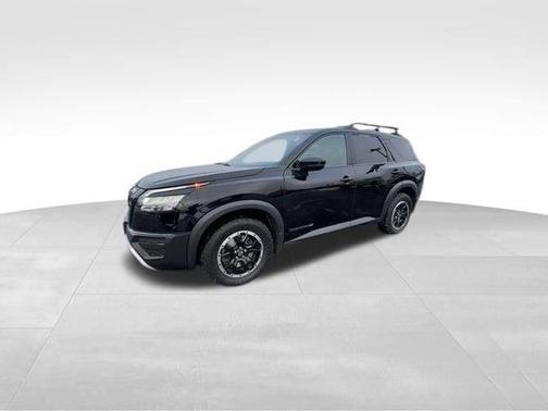Black 2023 Nissan Pathfinder Rock Creek