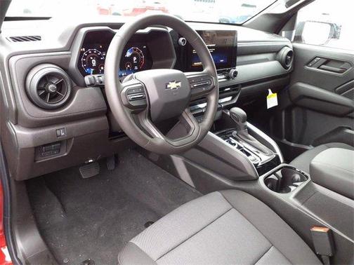 2024 Chevrolet Colorado WT