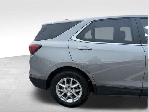 Sterling Gray Metallic 2024 Chevrolet Equinox LT