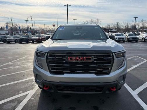 2024 GMC Acadia AT4