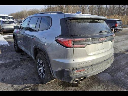 2024 GMC Acadia AT4