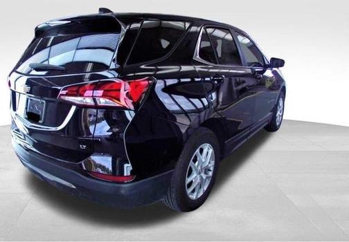 Mosaic Black Metallic 2024 Chevrolet Equinox LT