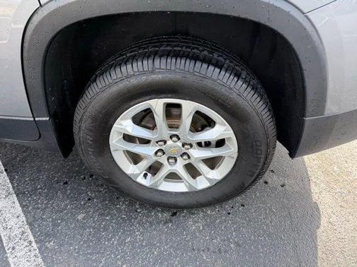 Satin Steel Metallic 2020 Chevrolet Traverse LS