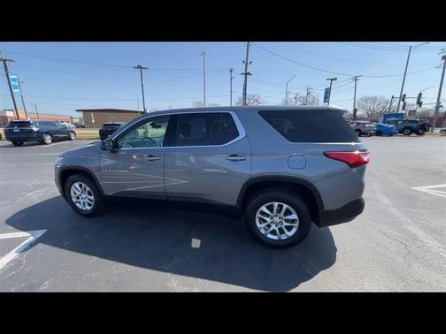 Satin Steel Metallic 2020 Chevrolet Traverse LS