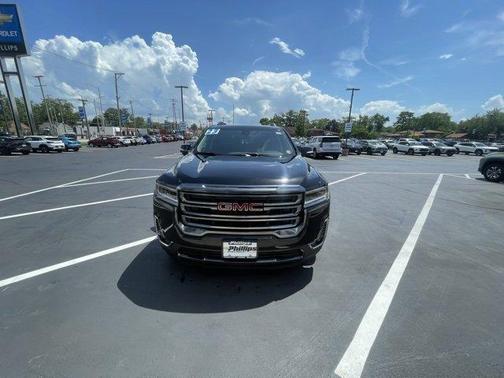 2023 GMC Acadia AT4