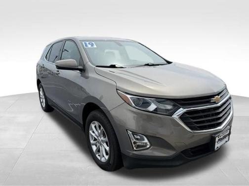Pepperdust Metallic 2019 Chevrolet Equinox 1LT