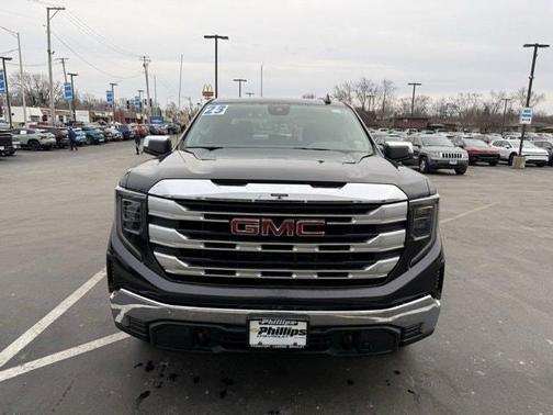 2023 GMC Sierra 1500 SLE