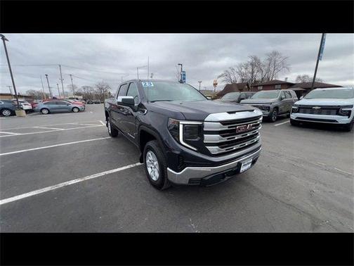 2023 GMC Sierra 1500 SLE