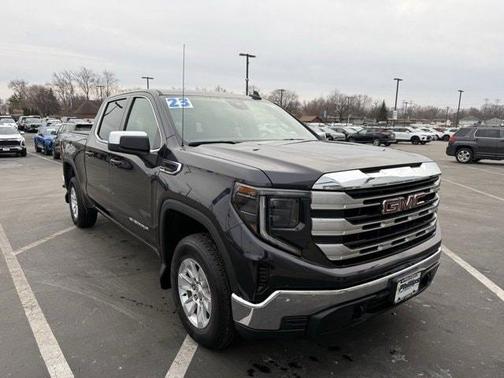 2023 GMC Sierra 1500 SLE