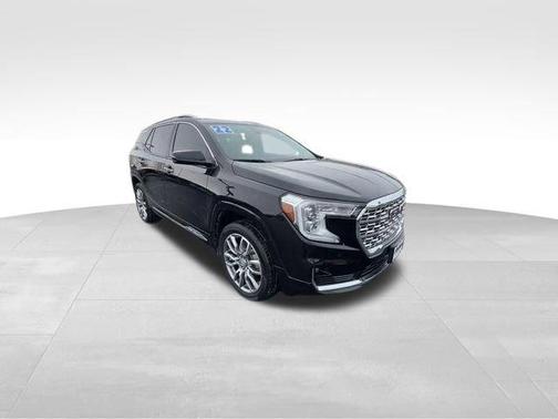 Ebony Twilight Metallic 2022 GMC Terrain Denali