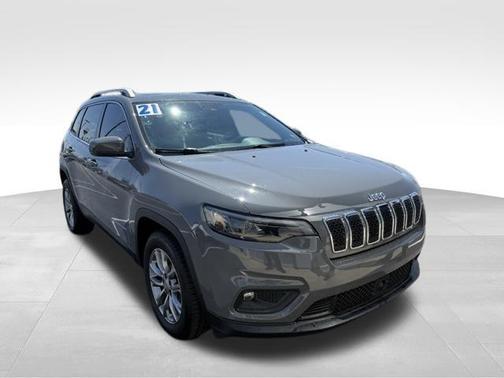 Sting Gray Clearcoat 2021 Jeep Cherokee Latitude Lux