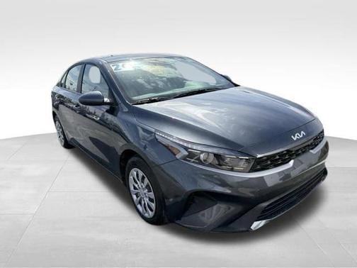 Gravity Gray 2024 Kia Forte LX