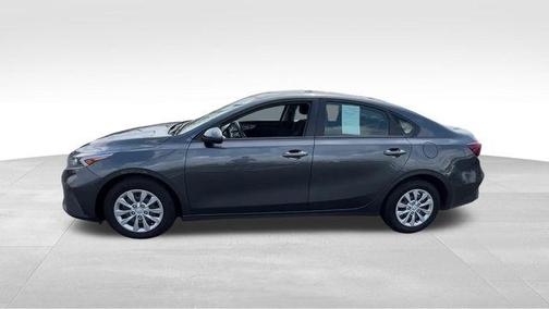 Gravity Gray 2024 Kia Forte LX