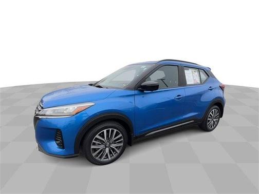 2021 Nissan Kicks SR